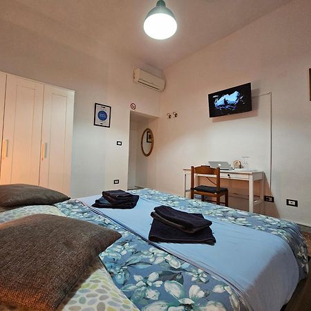 Eva Capital Guest House Vitinia Luaran gambar